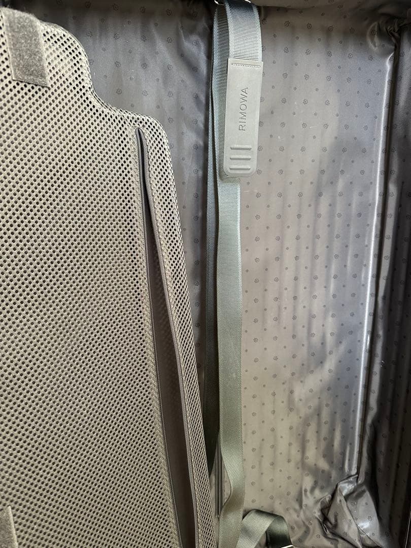 【姫さん専用】リモアRIMOWA 84L キャリーケース 生涯保証付