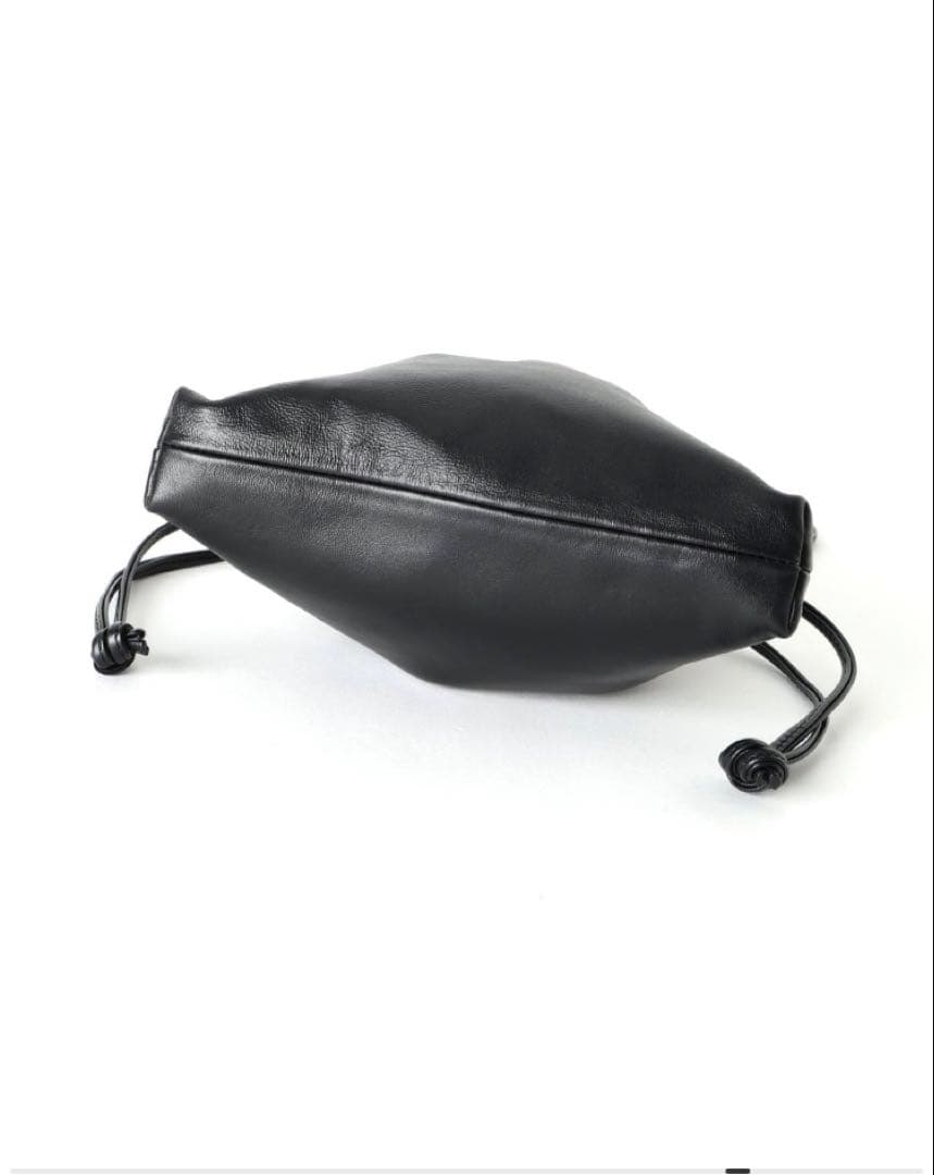 【新品未使用】CELERI セルリ　SMALL POUCH ブラック