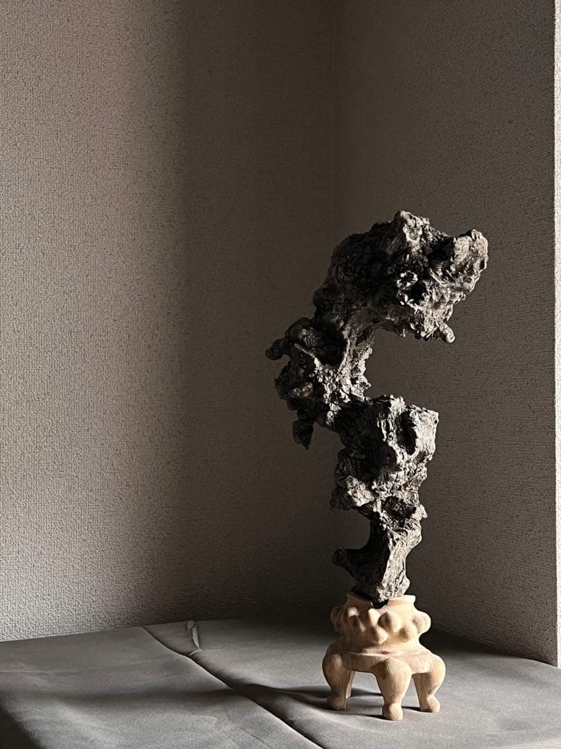 古美術　太湖石・時代物・天然古賞石　置物・古賞物・古擺件　中国美術　唐物　自然石