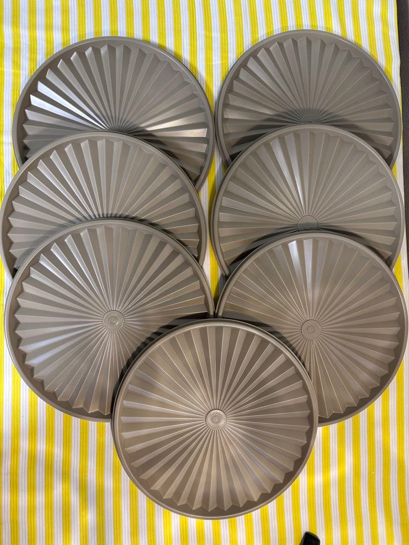 タッパーウェア　　★マキシクイーンデコレーター4個取手2個　シール7枚★