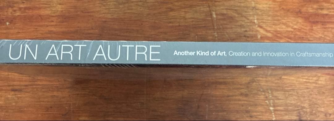 UN ART AUTRE FENDI フェンディ カタログ ハイブランド