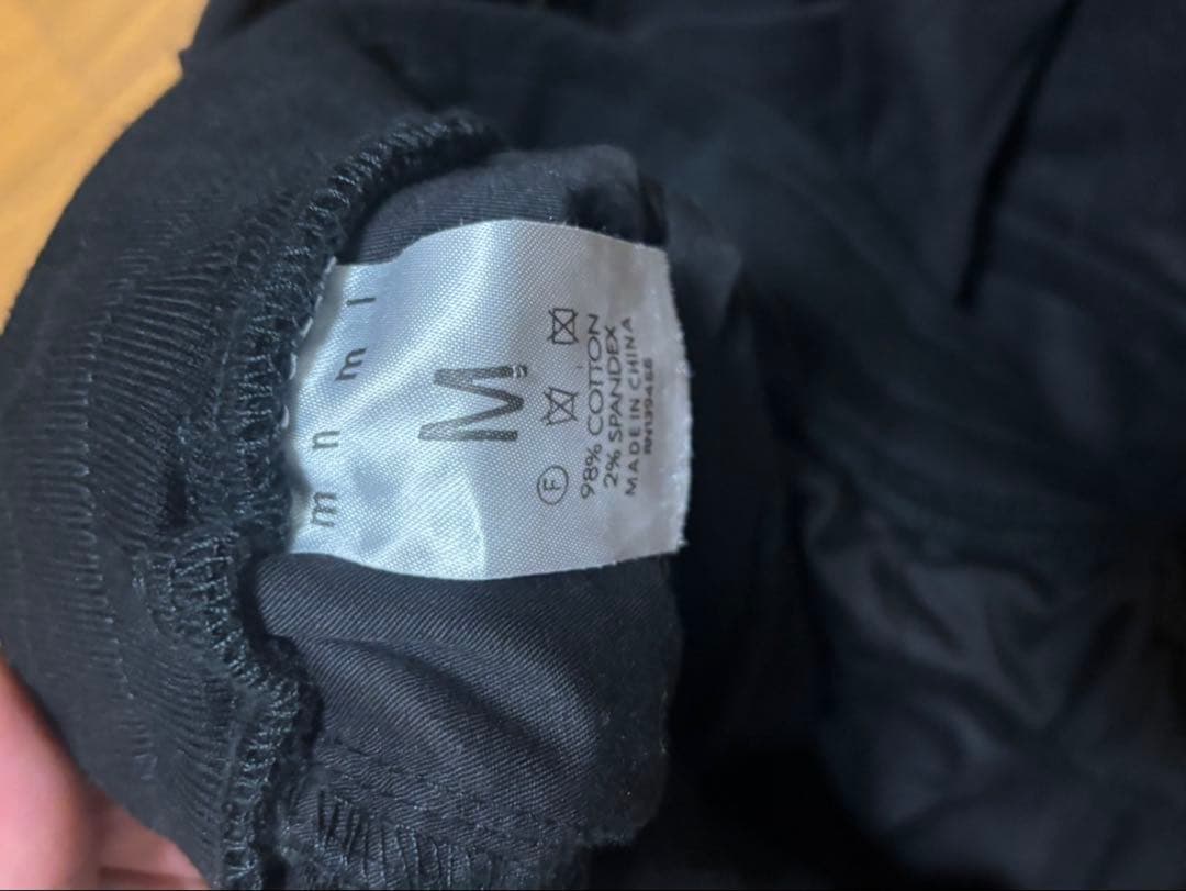 ミニマルカーゴパンツ