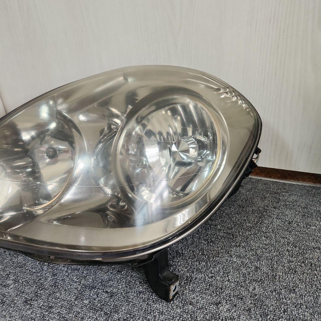 トヨタブレビス　JCG 11 ヘッドライト左側