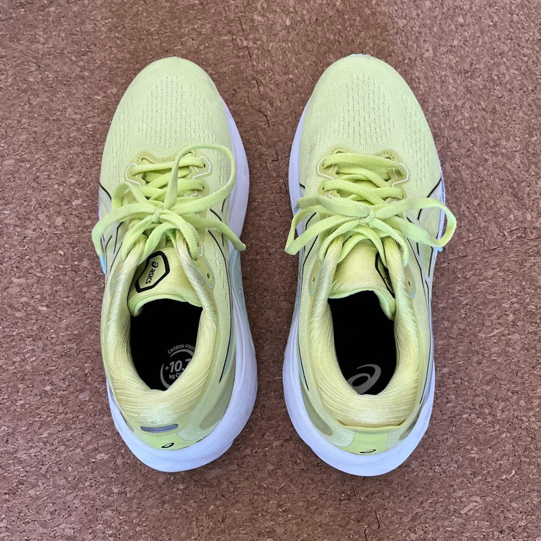 スパイク・シューズ ASICS KAYANO