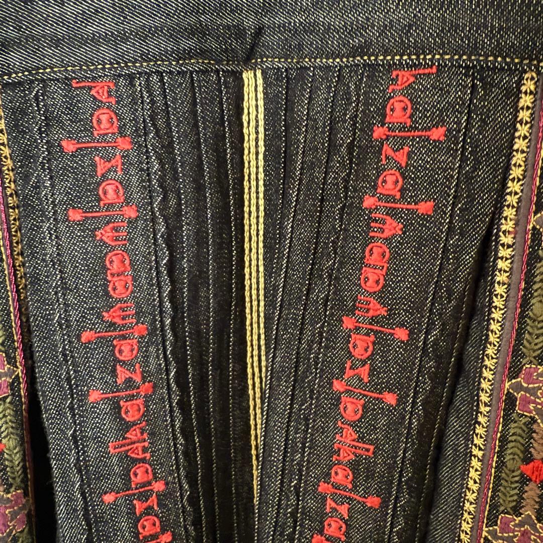 ha | za | ma 2021SC 繍美歴代王家に伝わるデニムワンピース