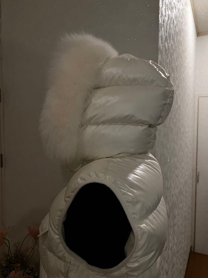 レディース モンクレールダウンベスト