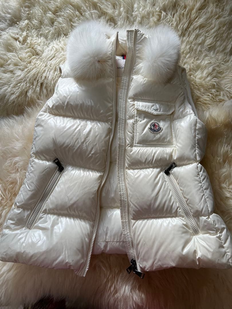 レディース モンクレールダウンベスト