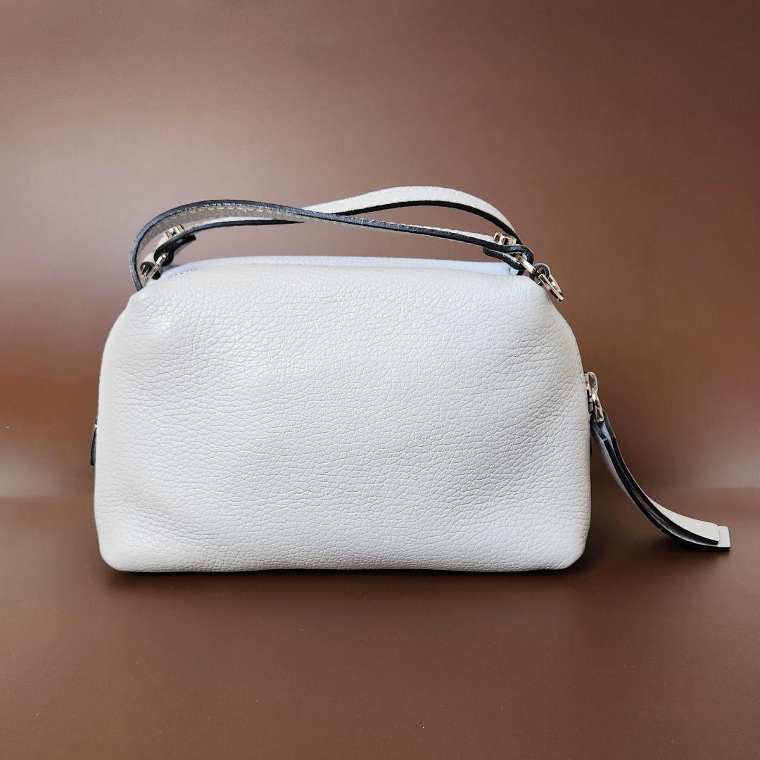 《美品》ジャンニキアリー二 バイカラー ショルダーバッグ アリファS