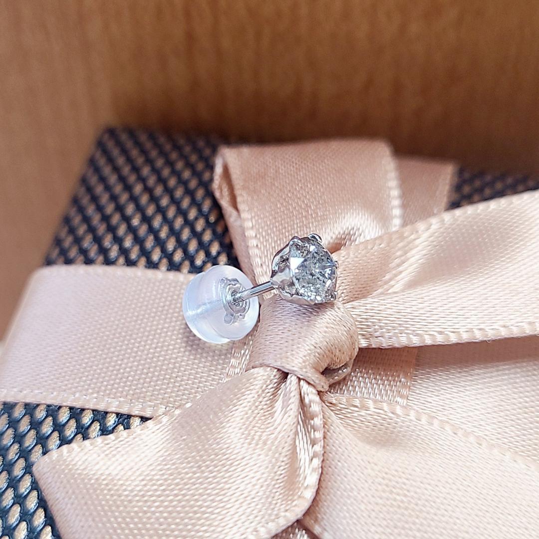 Chie様 激安！0.404ct ダイヤモンド プラチナ Pt900 片耳ピアス