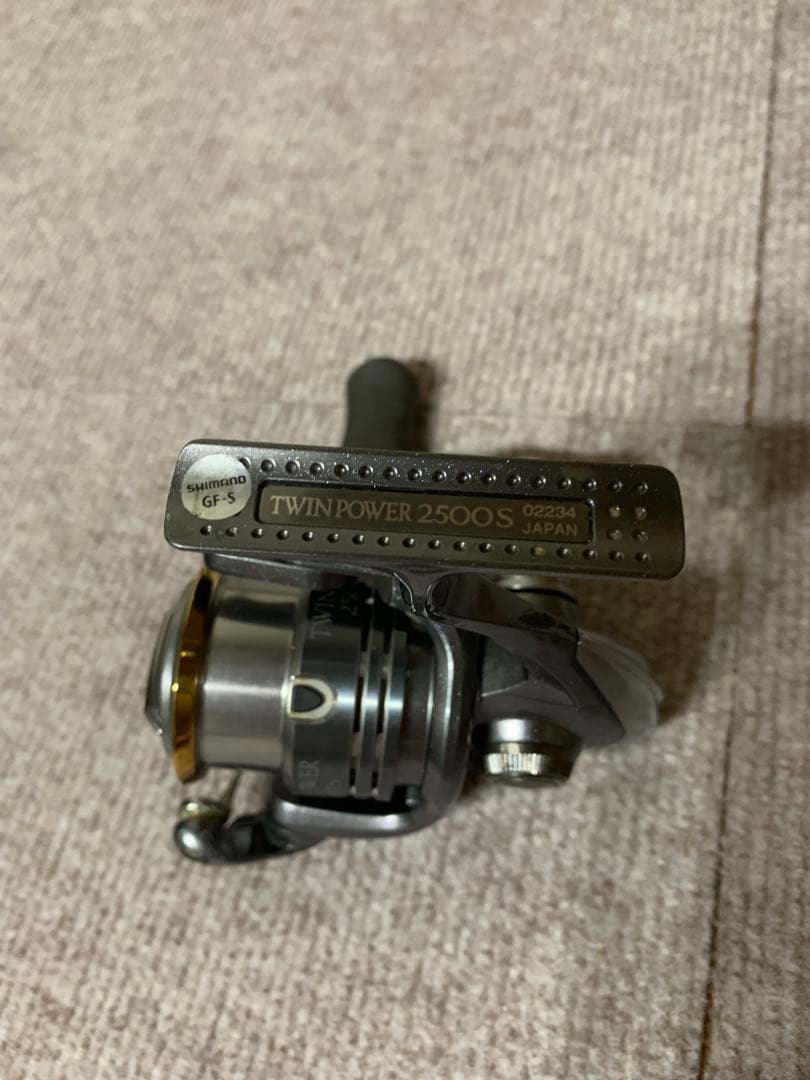 Twin Power 2500S リール