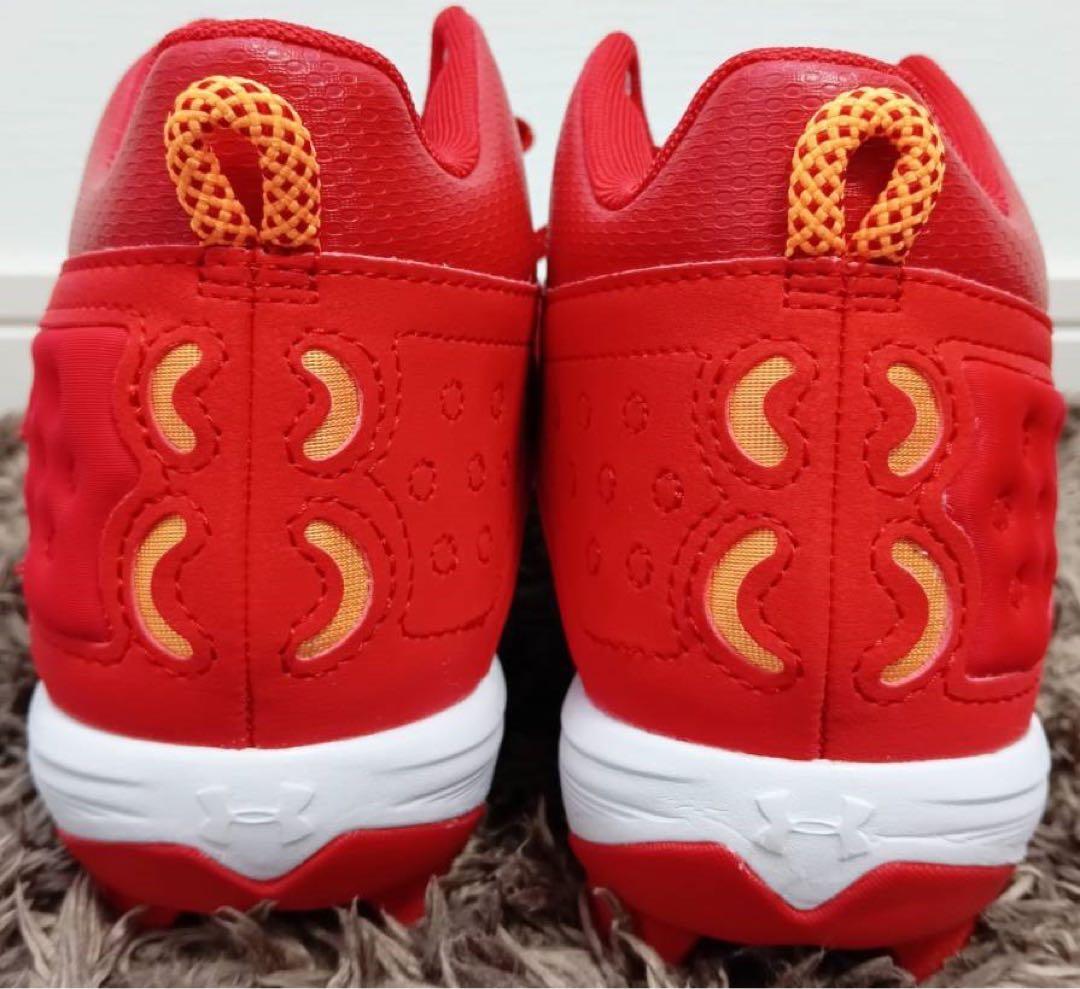 新品 Under Armour Harper 8 Mid RM JR 24cm