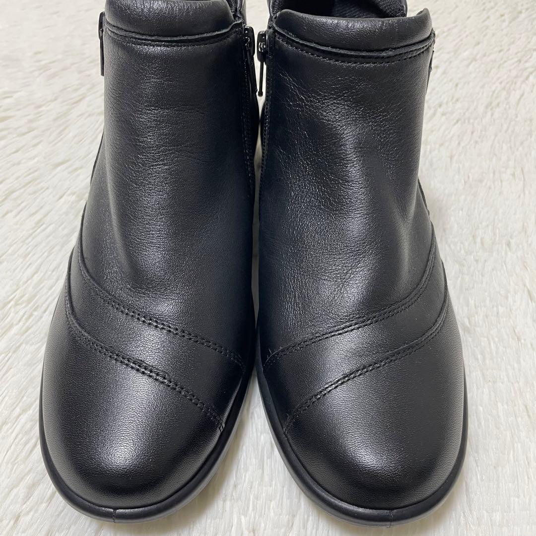 新品同様✨アキレスソルボ　レザーブーツ　ハイカットスニーカー　本革　24.5cm