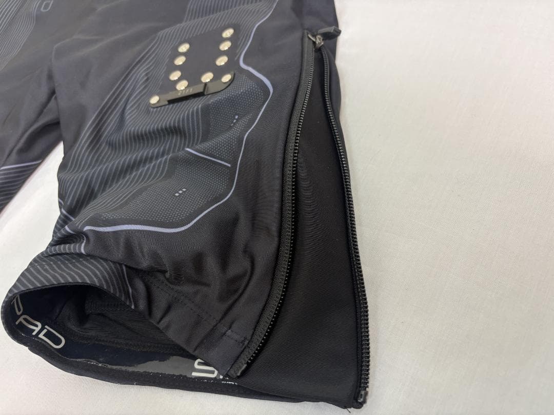 y*u様 シックスパッド パワースーツライト ヒップ＆レッグ M SE-AW00