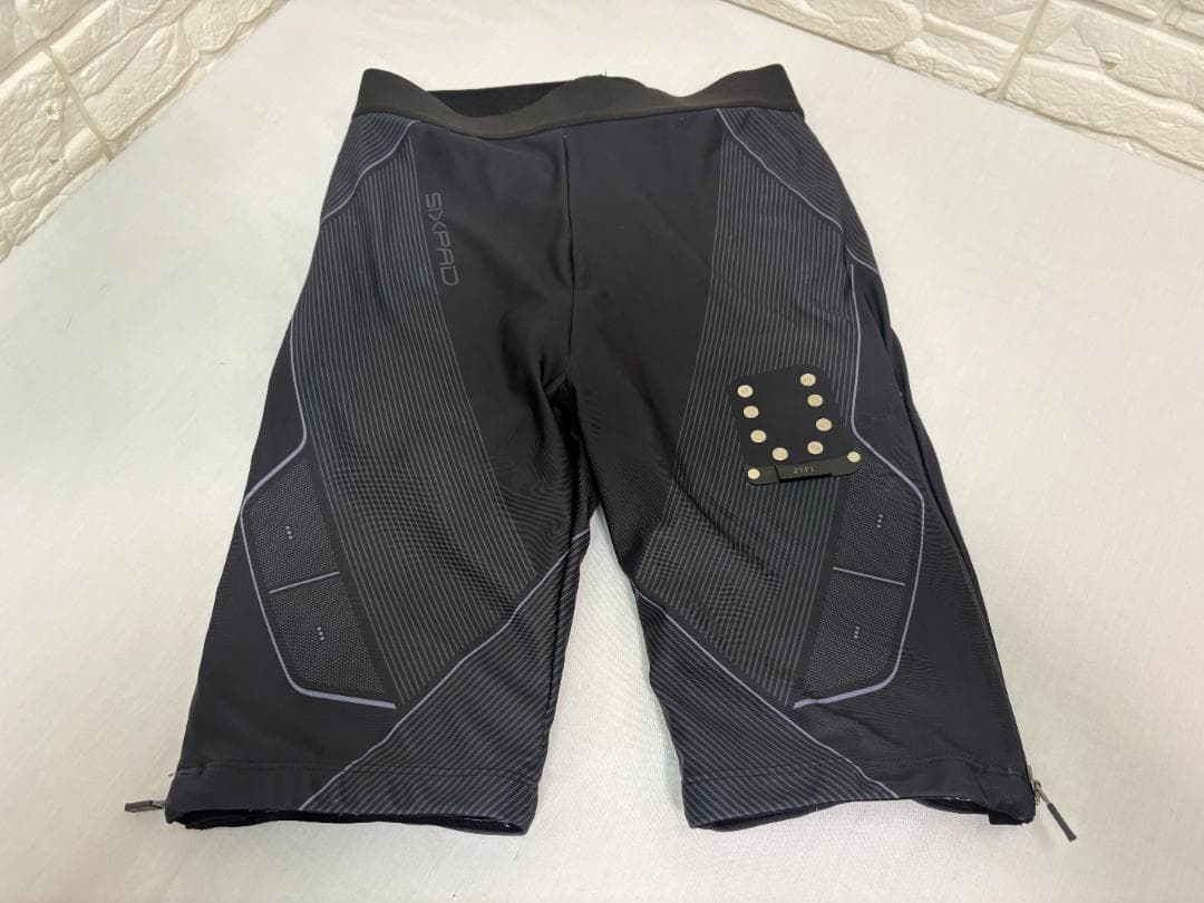 y*u様 シックスパッド パワースーツライト ヒップ＆レッグ M SE-AW00