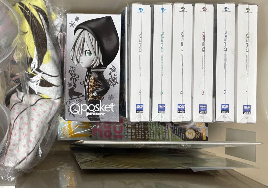 ユーリ!!! on ICE dvd グッズ　ユーリ・プリセツキー