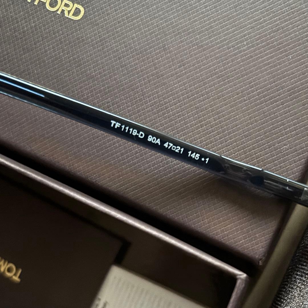 新品 TOM FORD サングラス FT1119-D 90A 47 正規品