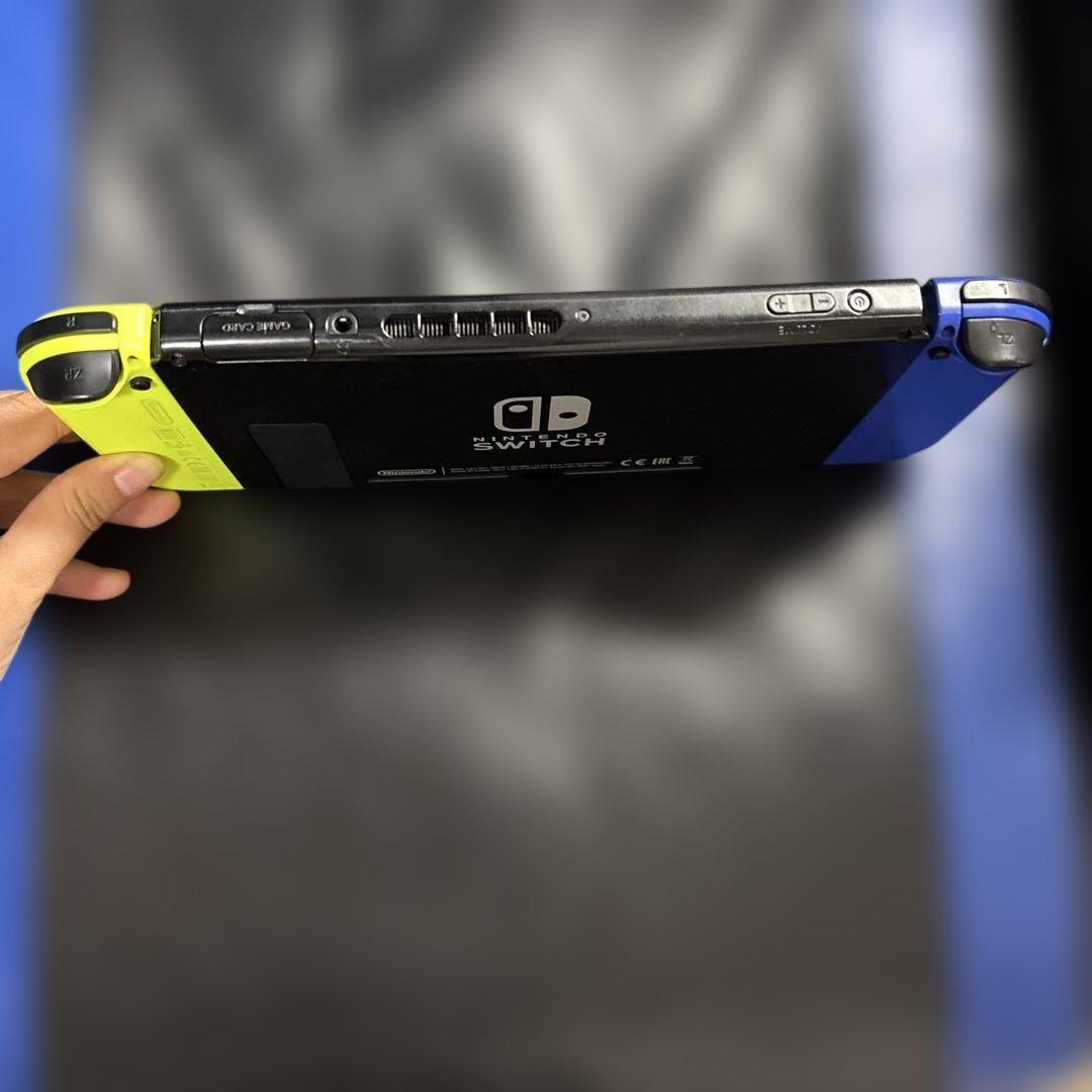 Nintendo Switch 本体+充電器(+人生ゲーム)