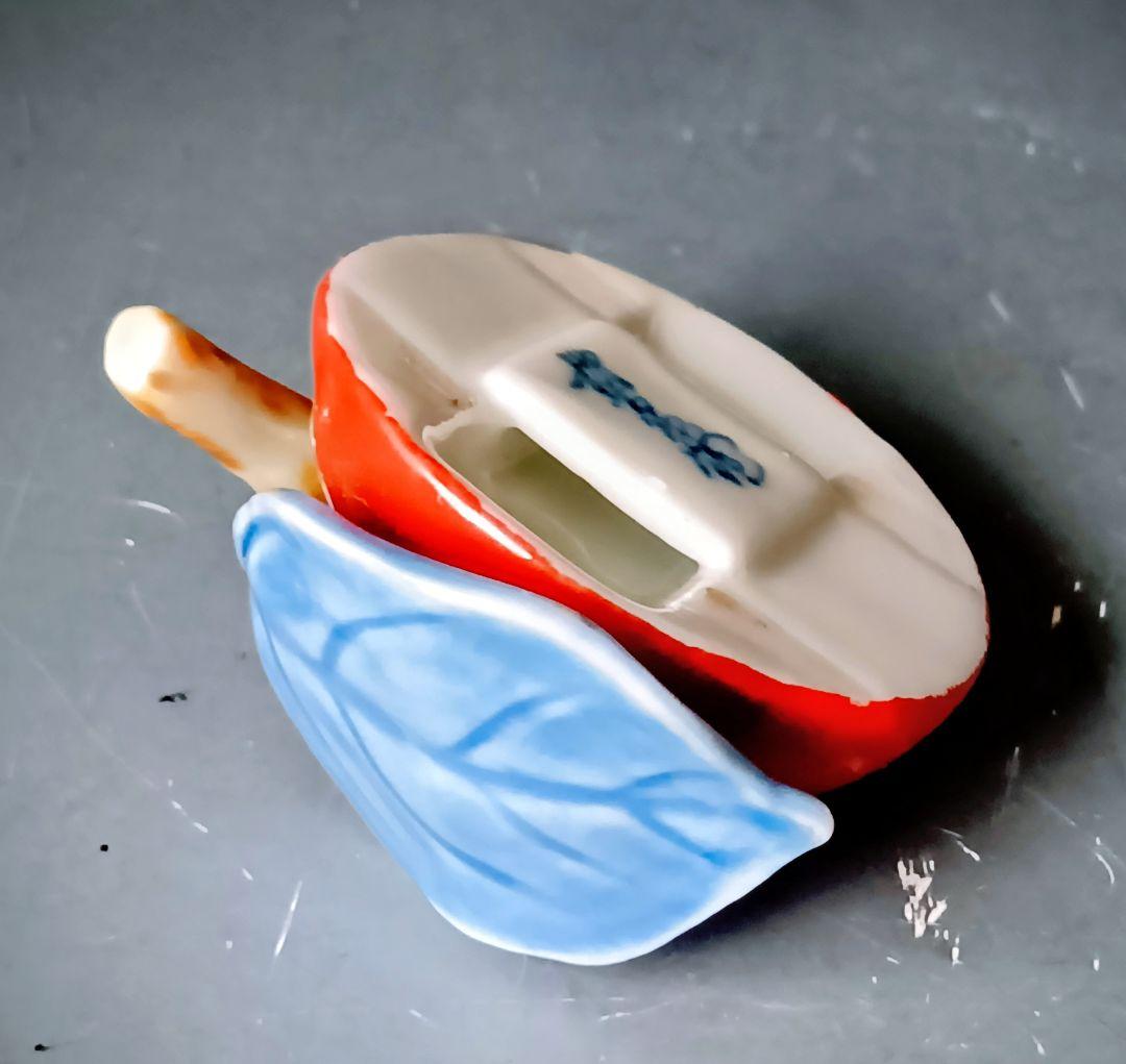 と*ん様 12代・酒井田柿右衛門「帯留/色絵　柿」/共箱