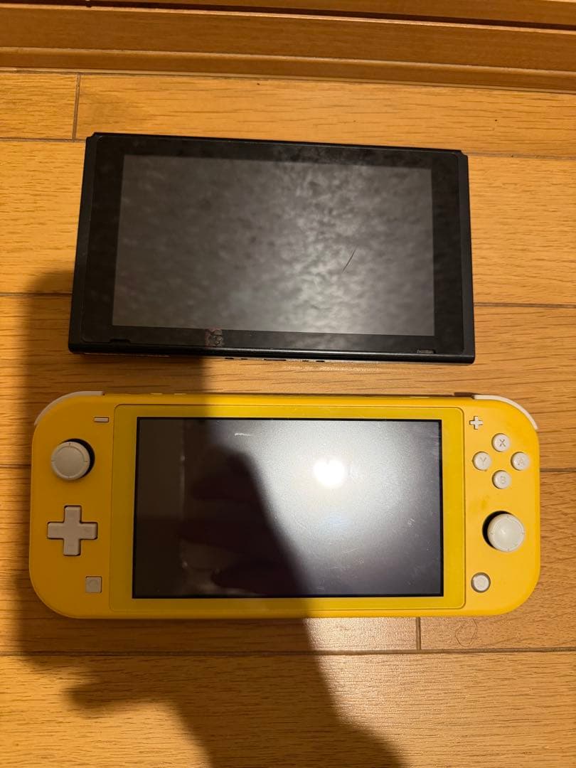 【ジャンク品】Switch Lite イエロー　Switch本体