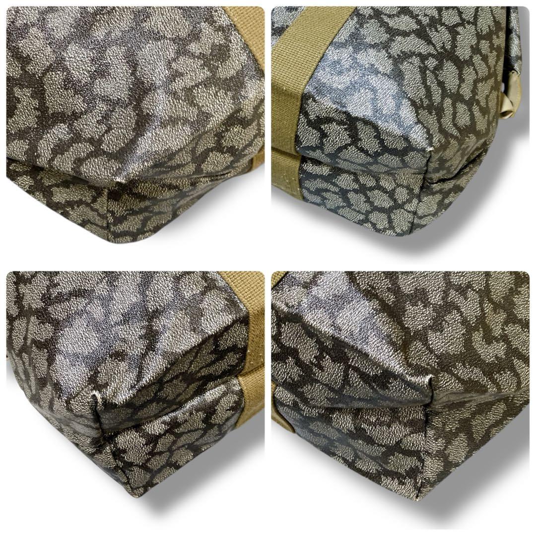 イブサンローラン ジラフ柄 肩掛け可 大容量 ユニセックスボストンバッグ グレー