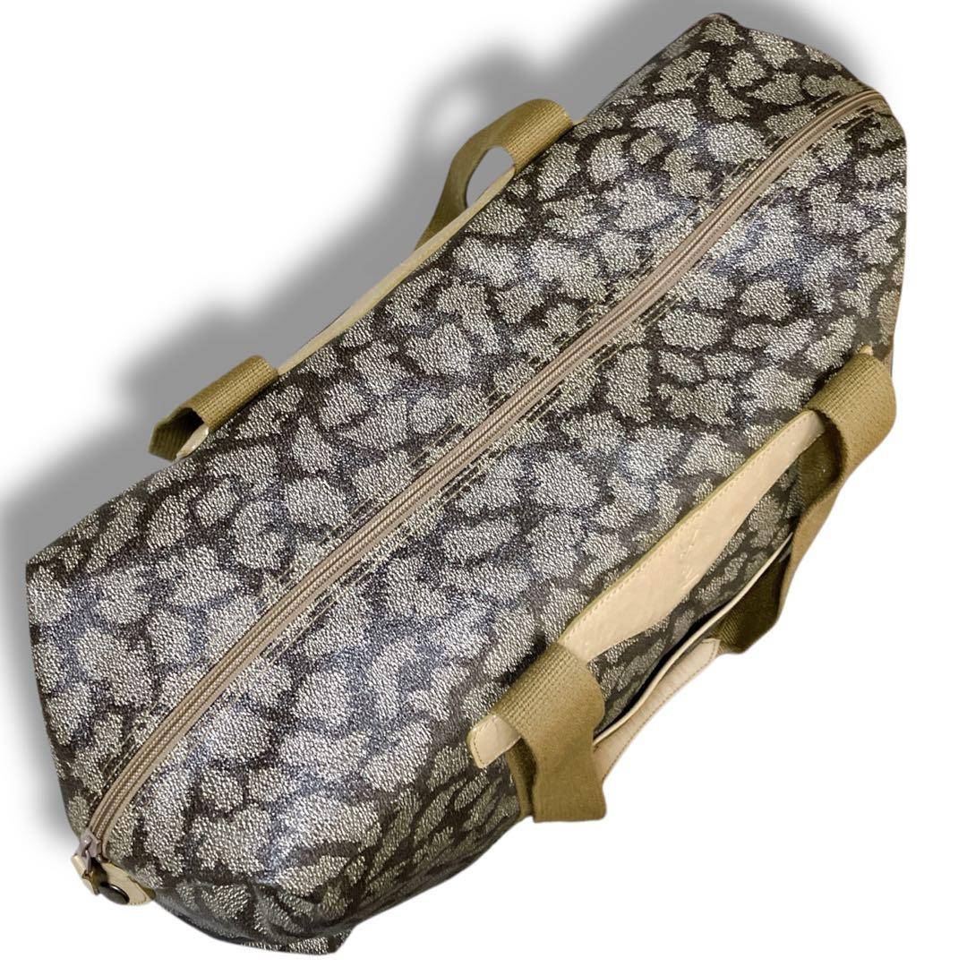 イブサンローラン ジラフ柄 肩掛け可 大容量 ユニセックスボストンバッグ グレー