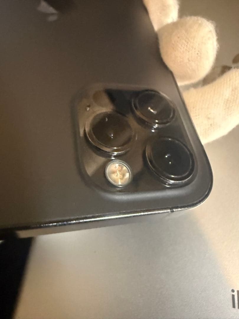 iPhone 12 Pro 本体