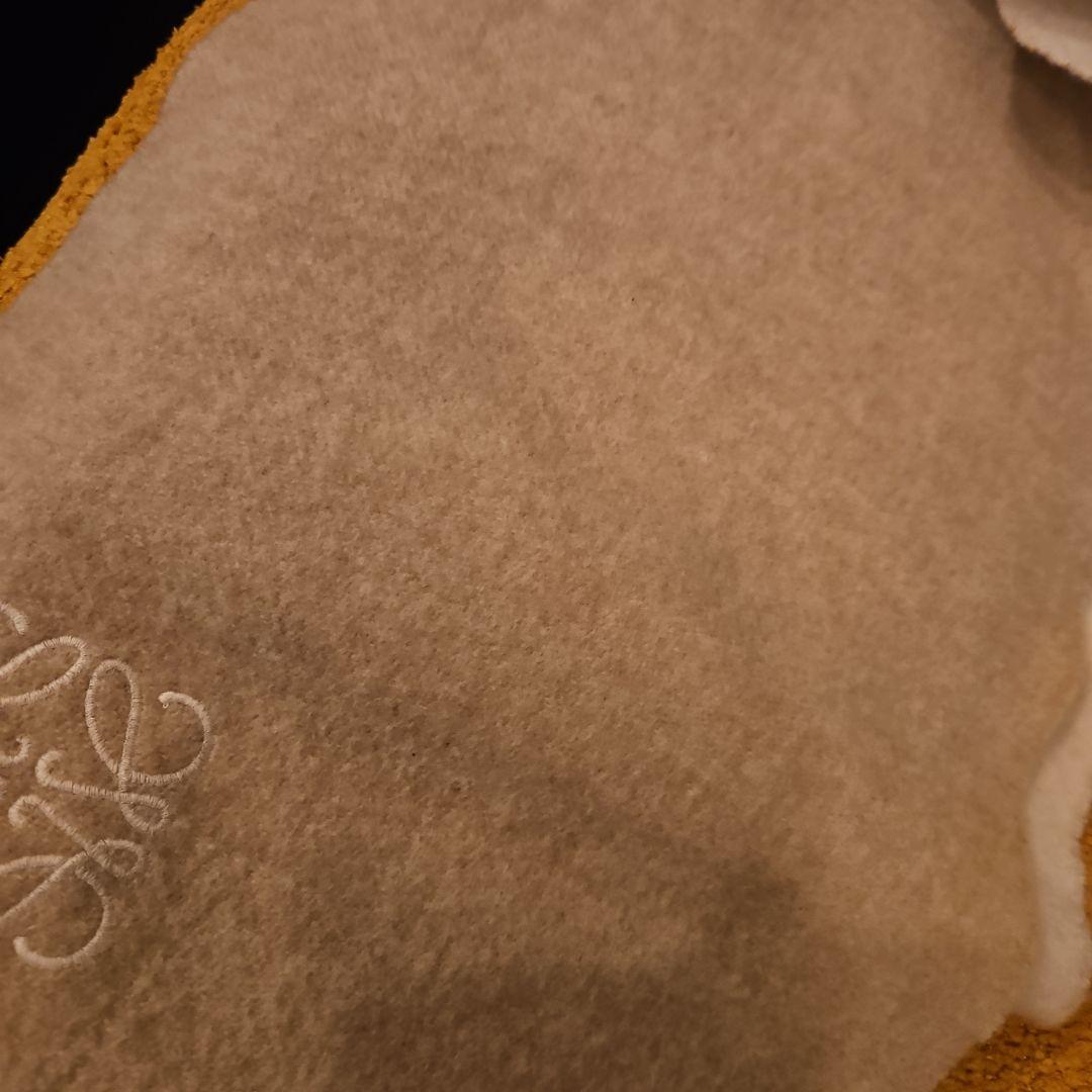 LOEWE ウールマフラー ベージュ