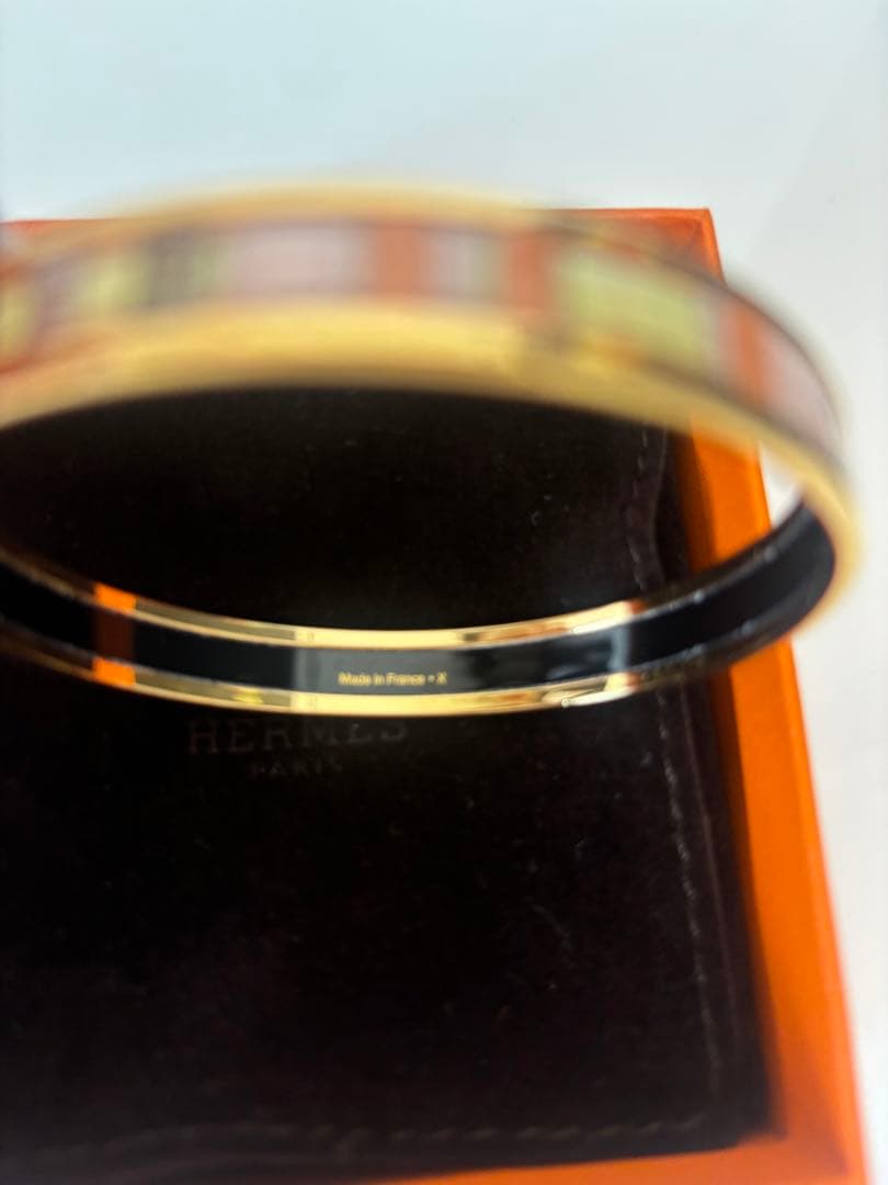 エルメスエナメルバングル