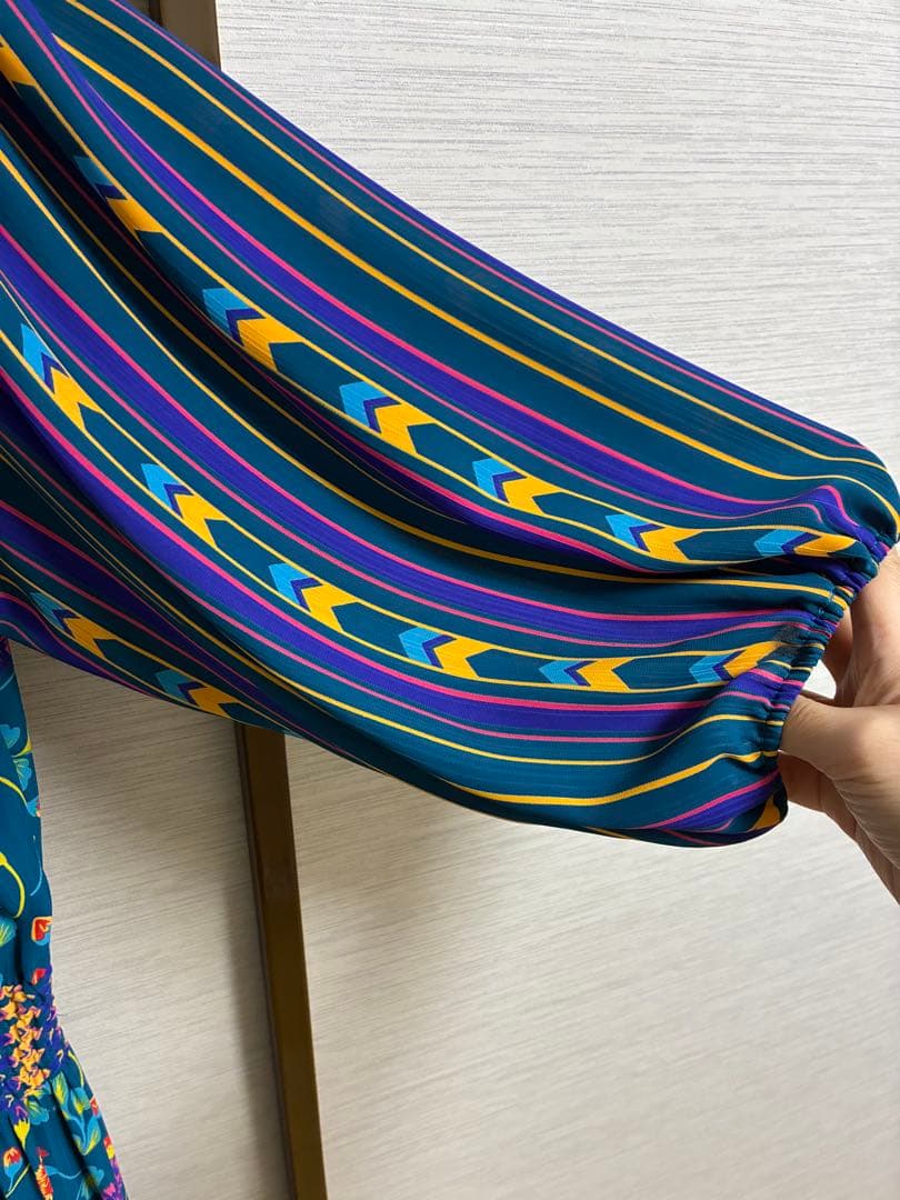 Diane Freis ダイアンフレイス　グリーン花柄ワンピース