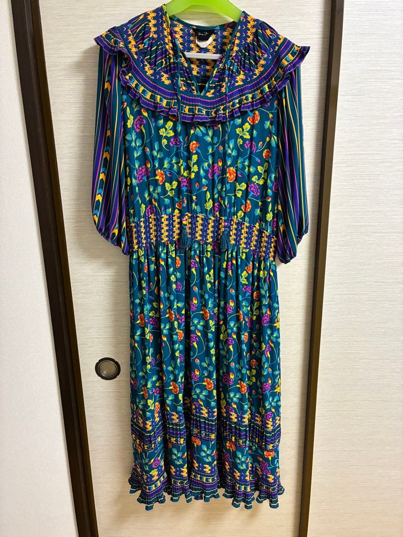 Diane Freis ダイアンフレイス　グリーン花柄ワンピース