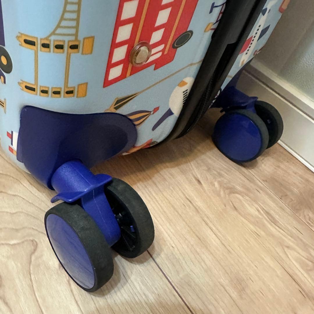 【専用】子どもが乗れる キッズキャリー　スーツケース　24インチ　M size