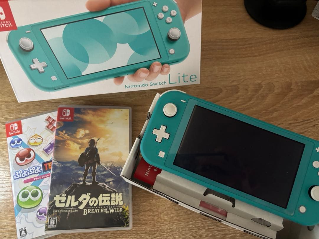 Nintendo Switch Lite ターコイズ 本体とゲームソフト2本付き