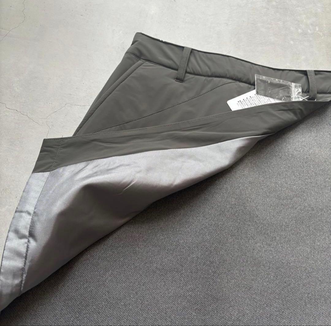 【新品タグ付】22年モデル マスターバニーエディション ニット×タフタスカート