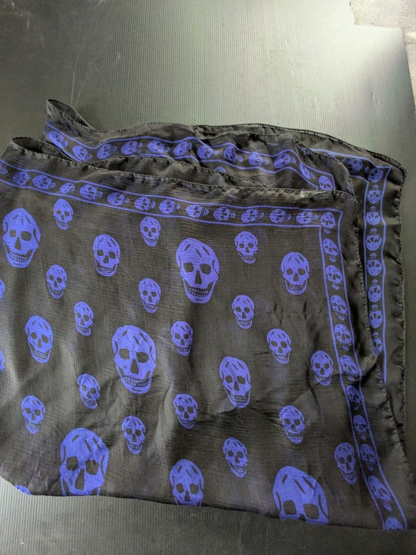 Alexander McQueen スカルストール