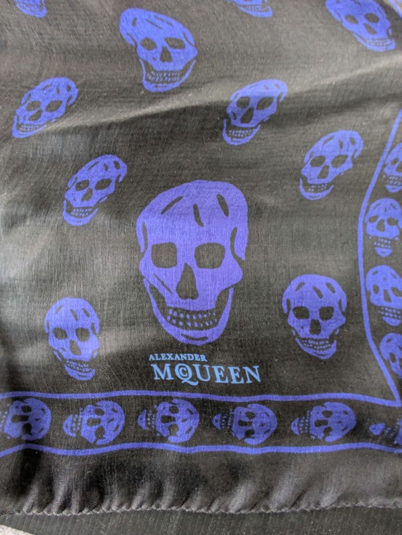 Alexander McQueen スカルストール