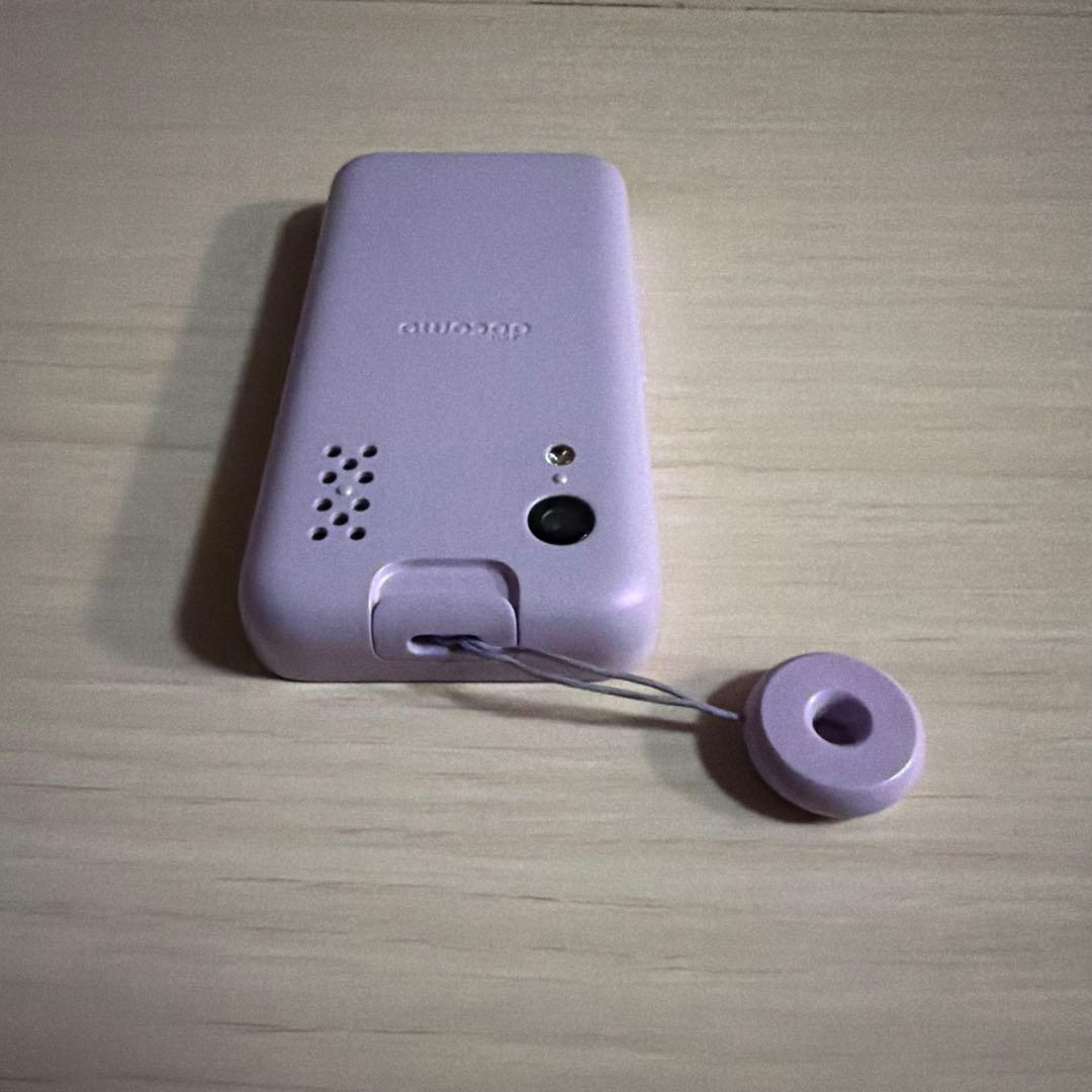 ドコモ　docomo キッズ携帯　KY-41C ラベンダー　ケース　フィルム付