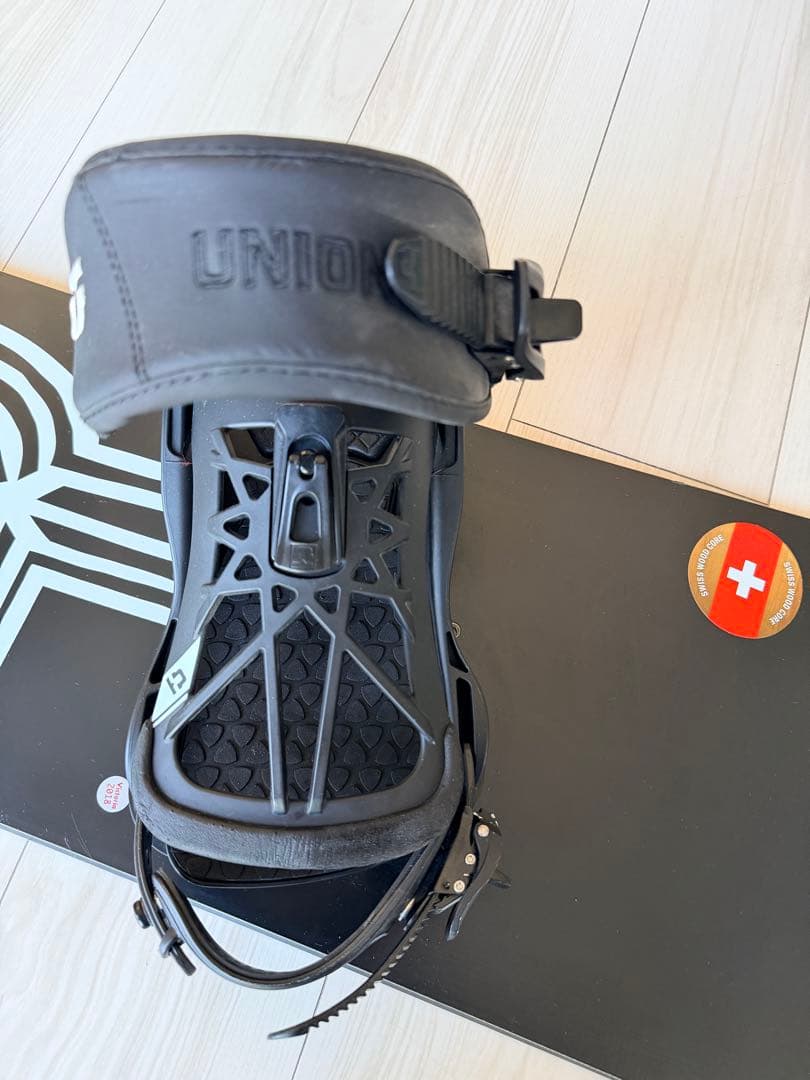 バタレオンスノーボード　ブーツ　ゴーグル　ヘルメット　手首サポーター パンツ8点