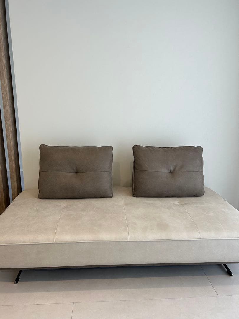 ろりまり 関家具　アルフレード　ヨーロピアングレー　 背クッション　美品