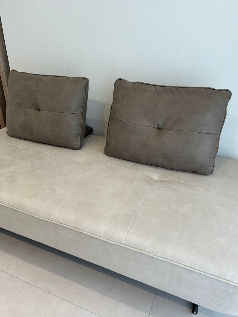 ろりまり 関家具　アルフレード　ヨーロピアングレー　 背クッション　美品