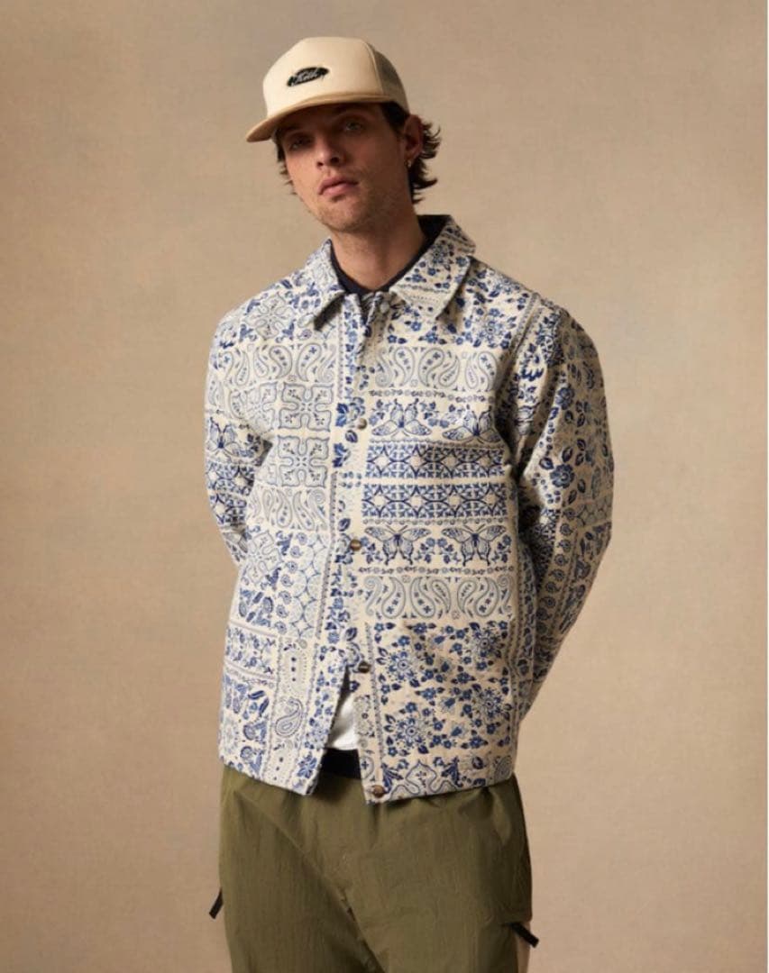 ＊最終値下げ＊ kith タペストリーコーチジャケット　サンドリフト