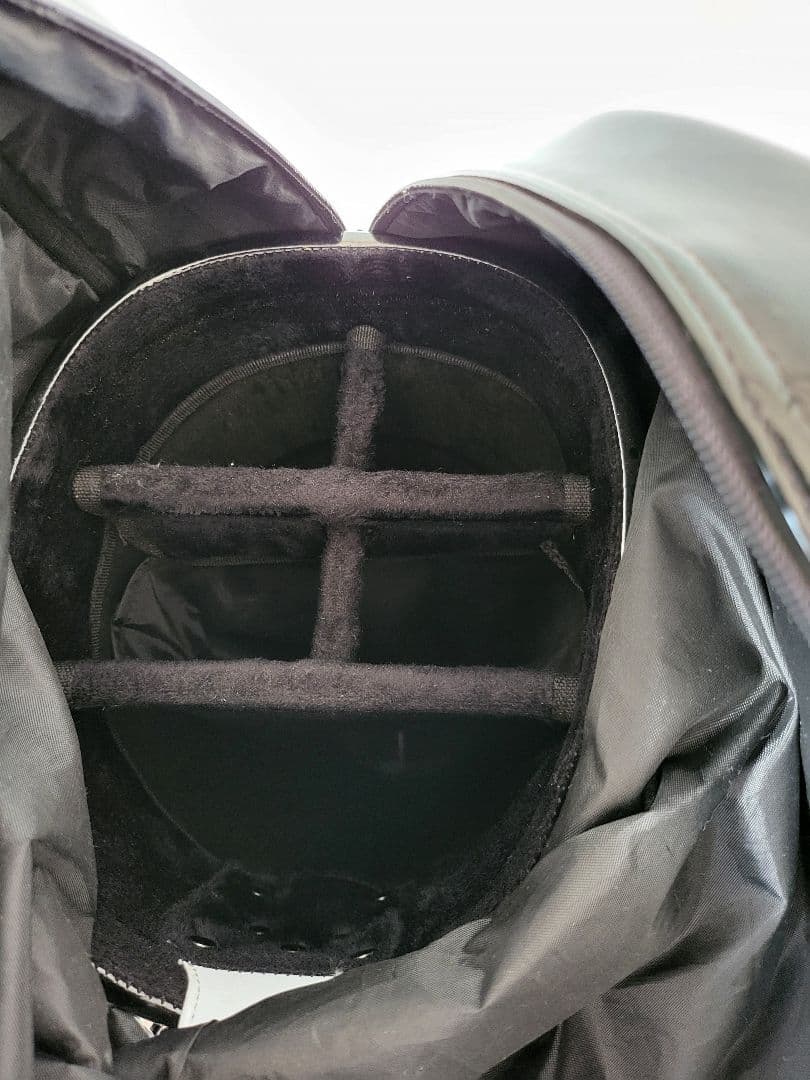 muziik ゴルフバッグ 100個限定品　9.5型　白/黒/赤