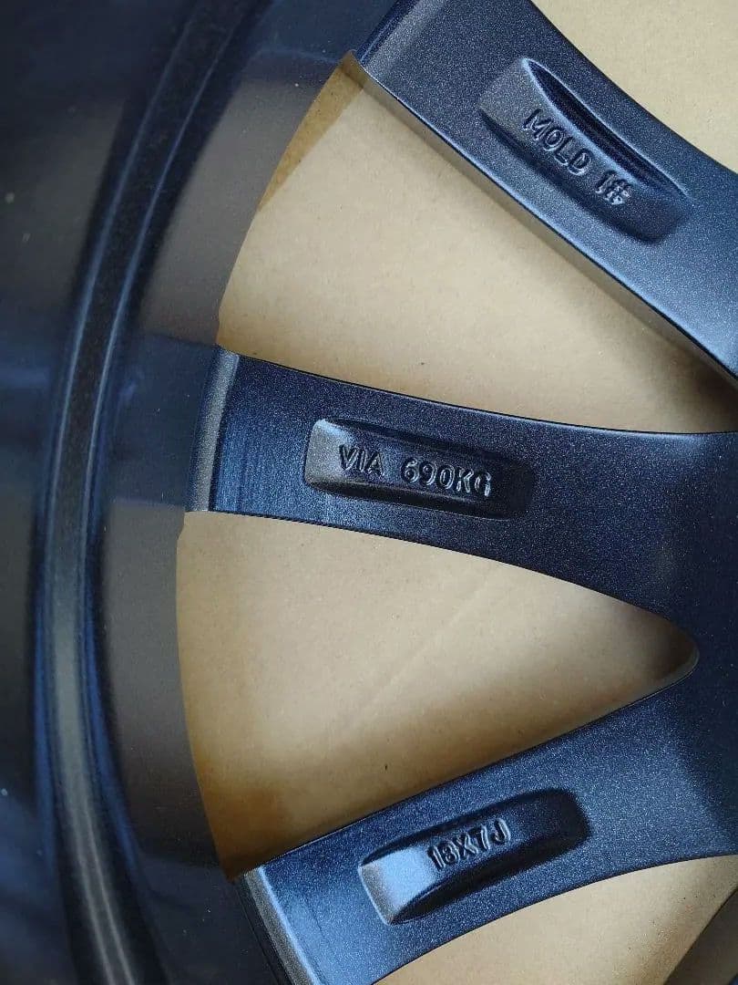 チビクロ　未使用クラウン,LBX,NX　BSアルミ18×7J 4本セット