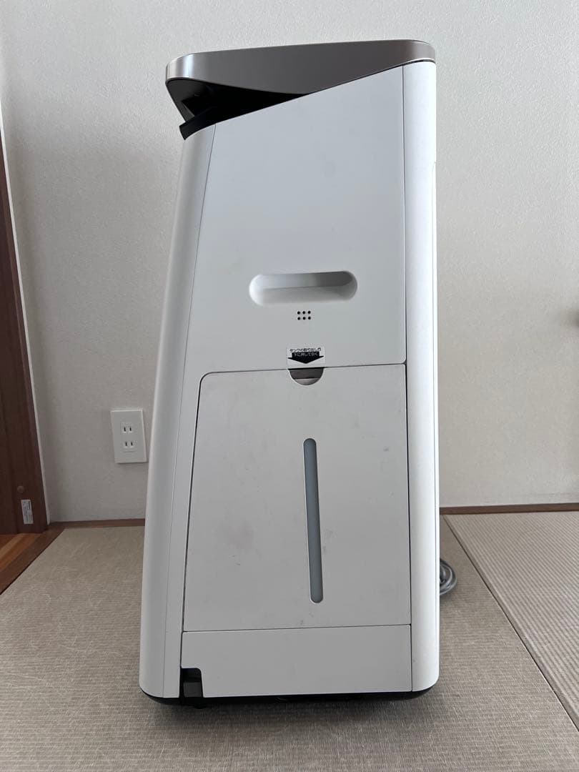 SHARP プラズマクラスター 加湿空気清浄機 KI-JP100-W 2019年