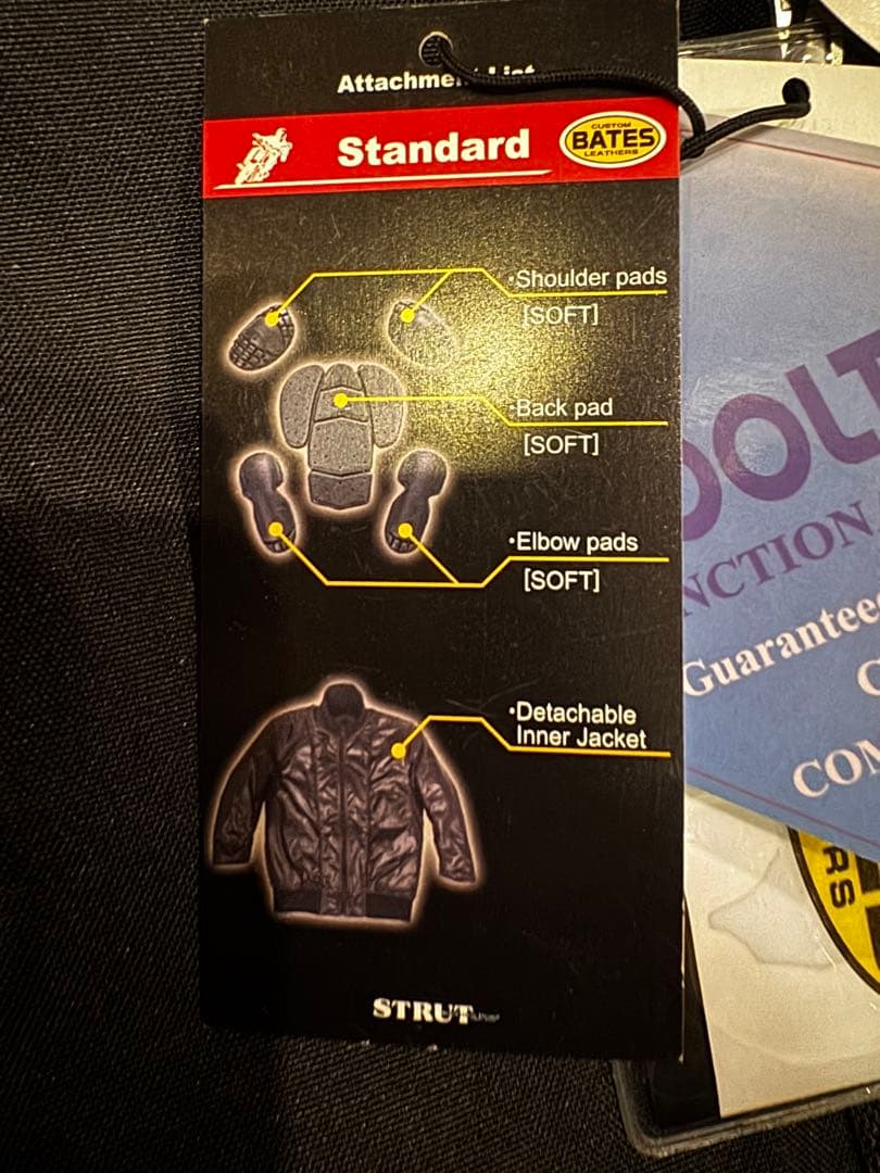 BATES ベイツ 秋冬用　ナイロンジャケット　Mサイズ