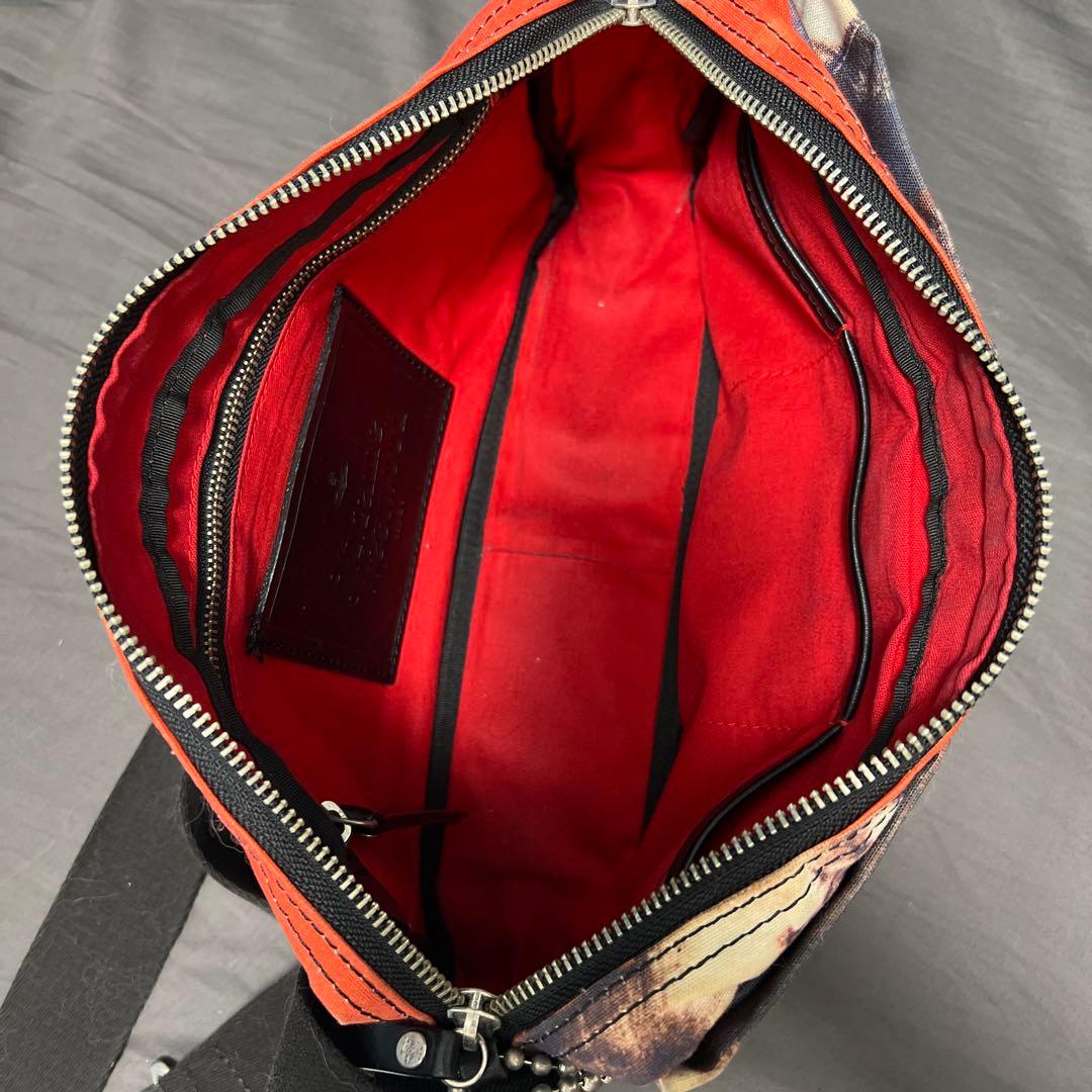 Vivienne Westwood ショルダーバッグ　赤