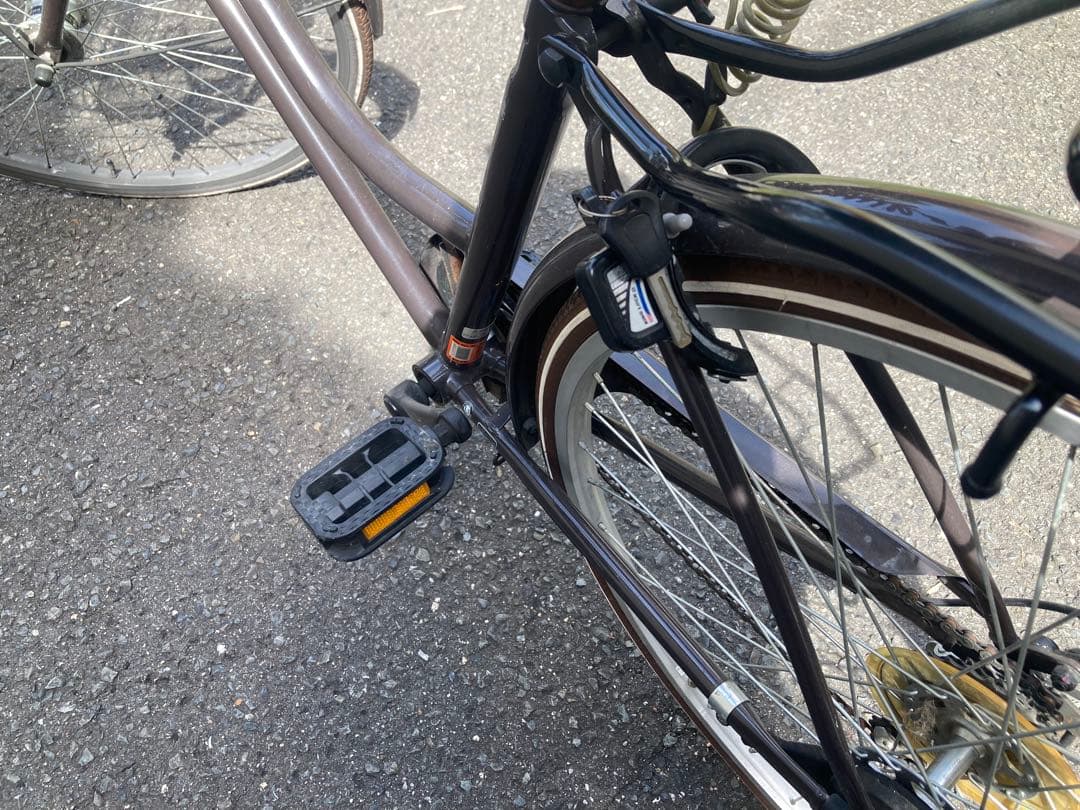 自転車　カジュリー27インチ 6段変速 オートライト アサヒ