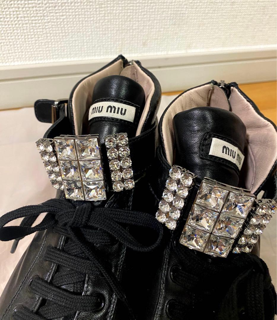 MiuMiuビジュージュエリー付レザースニーカー36