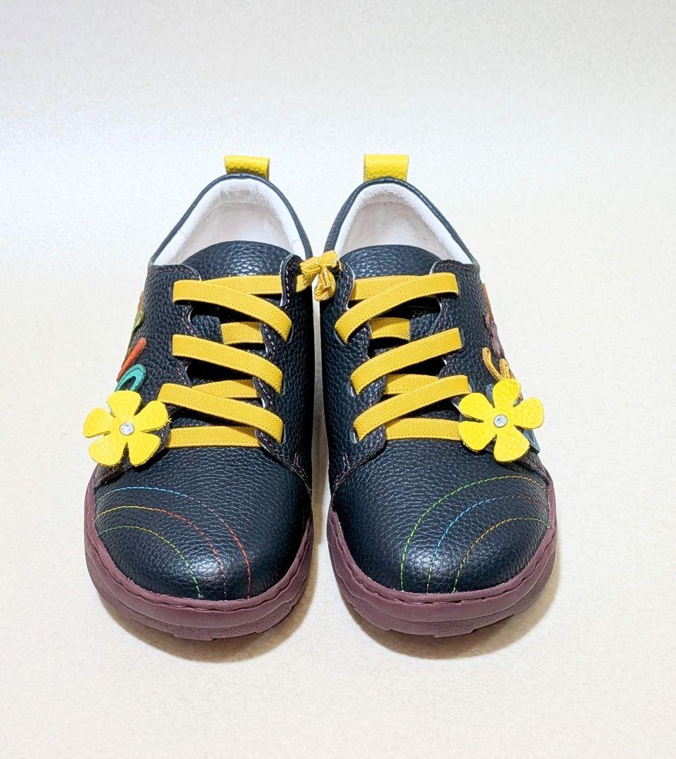 『新品・未使用』エスタシオン本革スニーカー SSサイズ