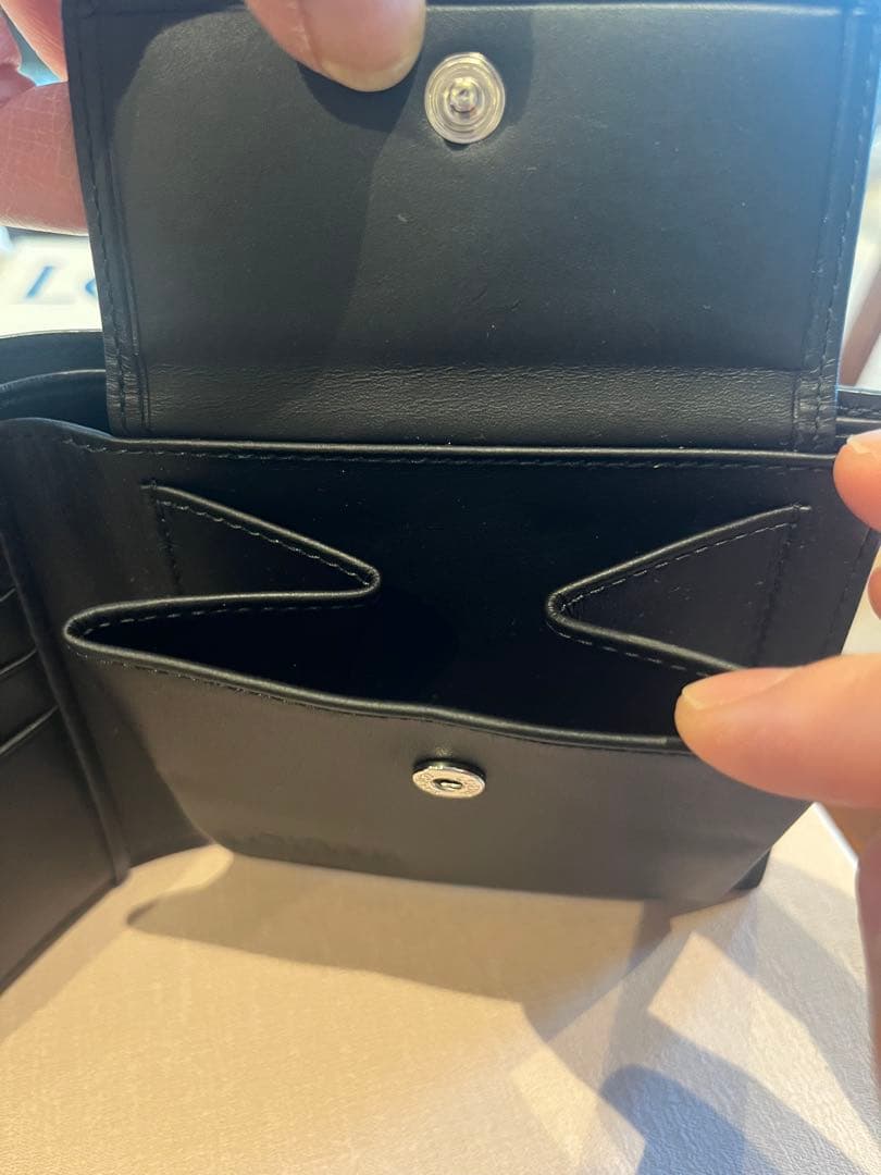 LOEWE ダークブルー 二つ折り財布