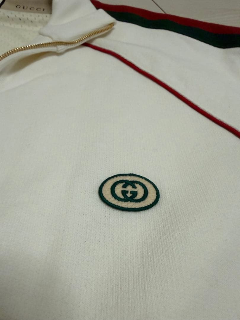 破格！！GUCCIグッチジップアップ　ジャージ
